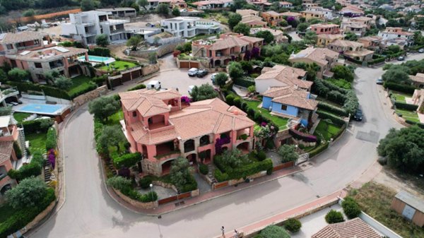 casa indipendente in vendita a San Teodoro(SS) in zona Lu Impostu