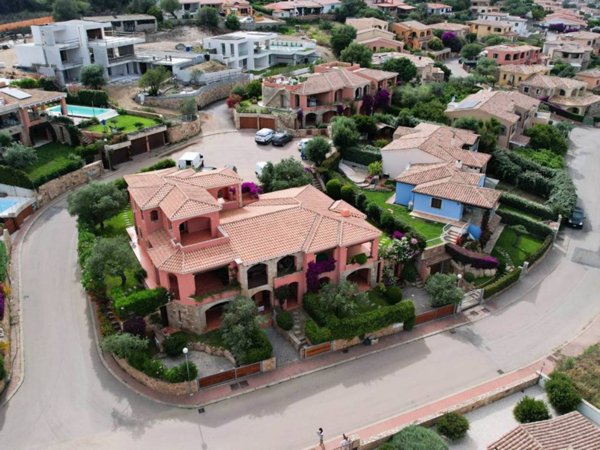 casa indipendente in vendita a San Teodoro(SS)