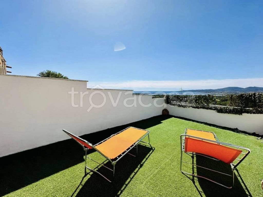 casa indipendente in vendita a San Teodoro(SS) in zona Lu Fraili