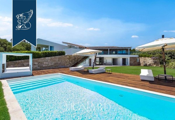 casa indipendente in vendita a San Teodoro(SS) in zona Lu Impostu