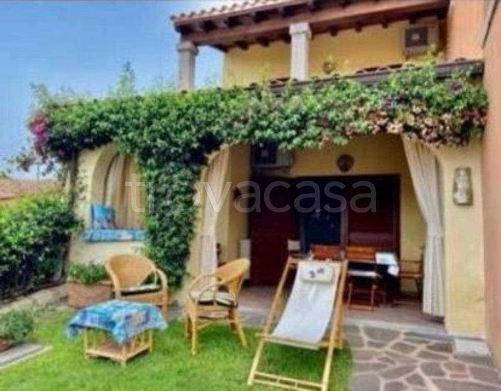 casa indipendente in vendita a San Teodoro(SS) in zona Buddittogliu Straulas