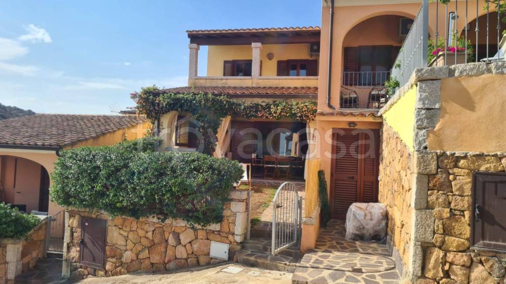 casa indipendente in vendita a San Teodoro(SS) in zona Buddittogliu Straulas