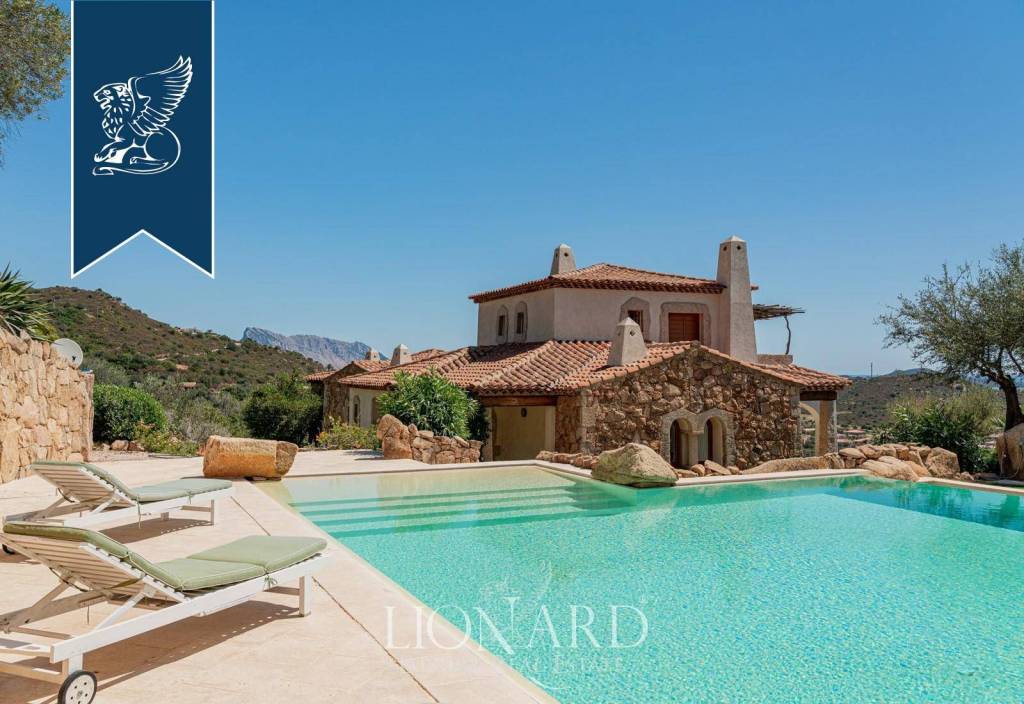 casa indipendente in vendita a San Teodoro(SS) in zona Lu Impostu