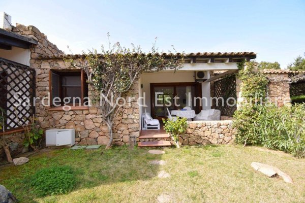 casa indipendente in vendita a San Teodoro(SS) in zona Monte Petrosu
