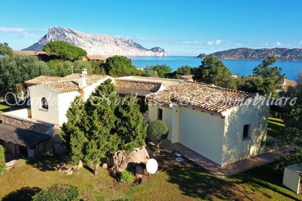 casa indipendente in vendita a San Teodoro(SS) in zona Lu Impostu
