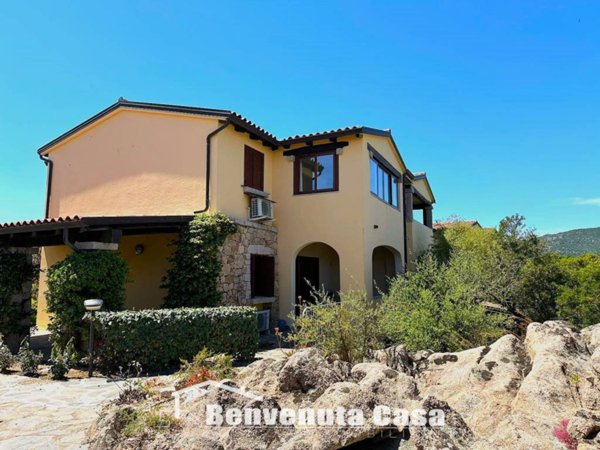 appartamento in vendita a San Teodoro(SS) in zona Monte Petrosu