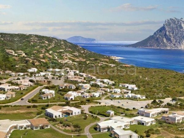negozio in vendita a San Teodoro(SS) in zona La Pipara