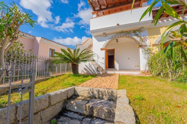 appartamento in vendita a San Teodoro(SS) in zona Lu Fraili