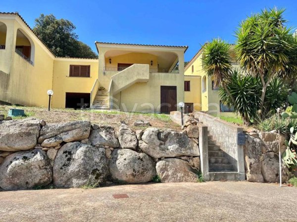 casa indipendente in vendita a San Teodoro(SS)