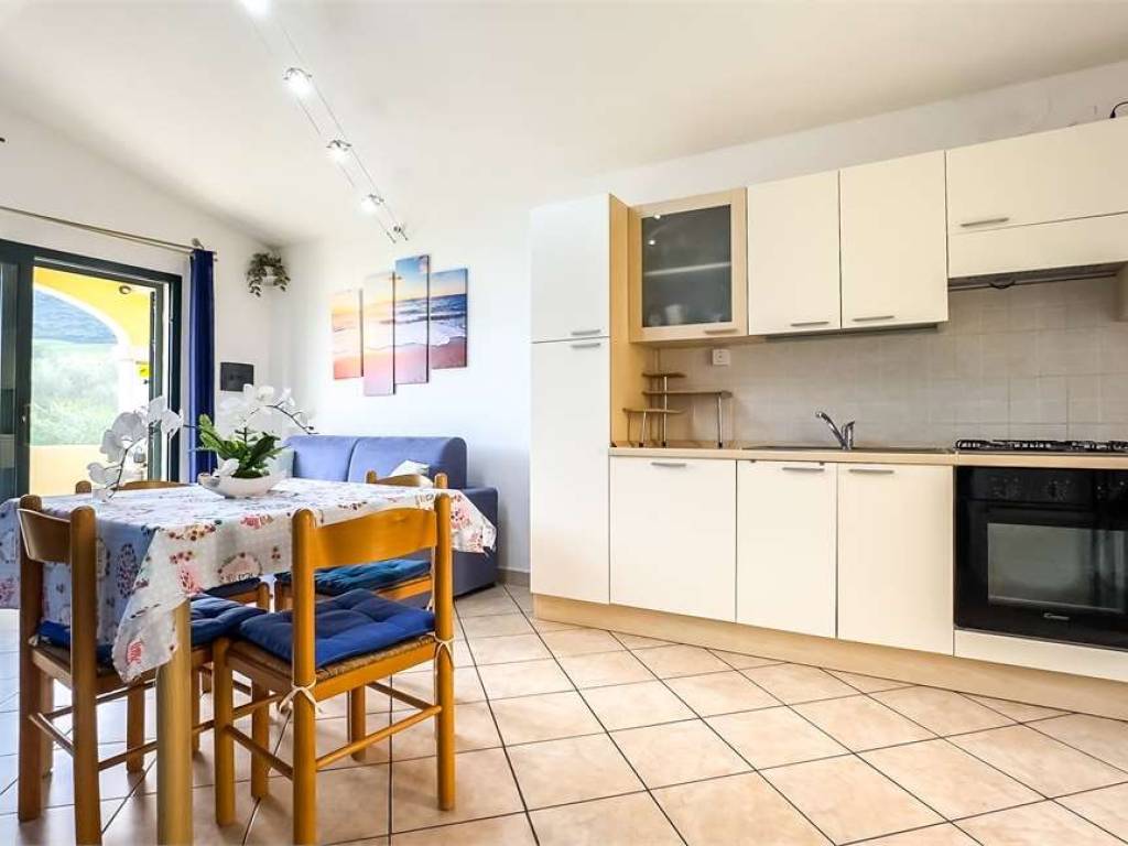 appartamento in vendita a San Teodoro(SS) in zona Franculacciu