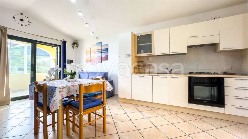 appartamento in vendita a San Teodoro(SS) in zona Franculacciu
