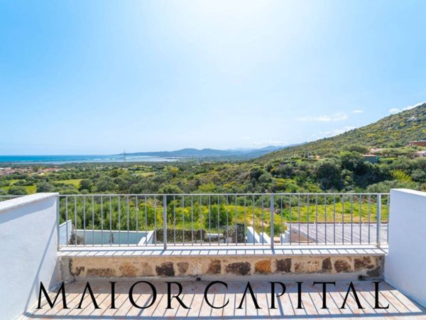 casa indipendente in vendita a San Teodoro(SS) in zona Lu Fraili