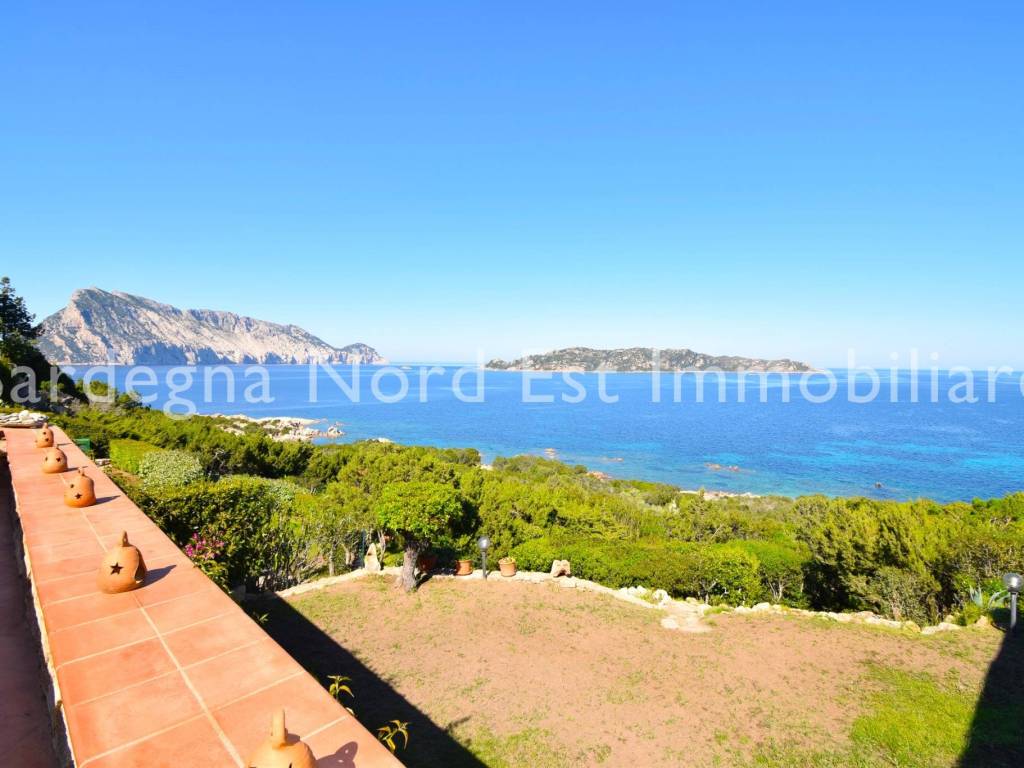 casa indipendente in vendita a San Teodoro(SS) in zona Monte Petrosu