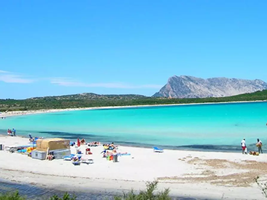 casa indipendente in vendita a San Teodoro(SS) in zona Lu Miriacheddu
