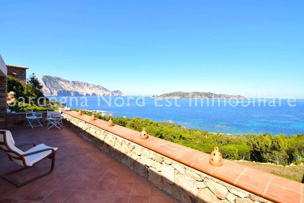 casa indipendente in vendita a San Teodoro(SS) in zona Monte Petrosu