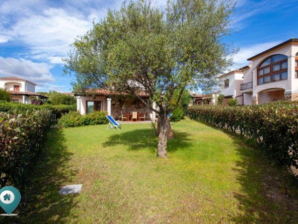 casa indipendente in vendita a San Teodoro(SS) in zona Monte Petrosu