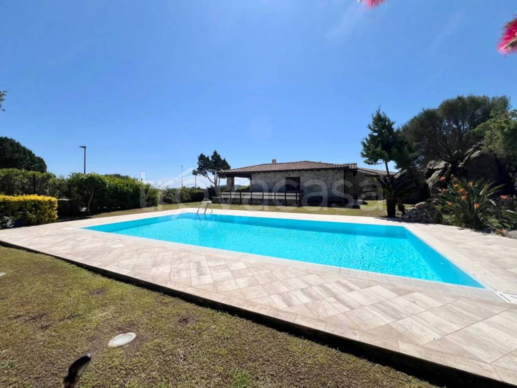 casa indipendente in vendita a San Teodoro(SS) in zona Monte Petrosu