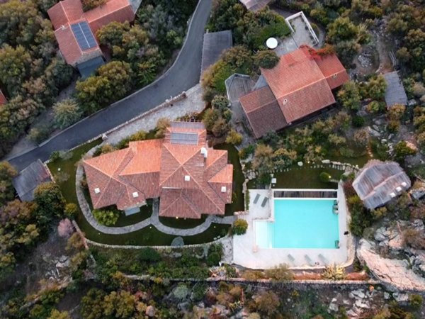 casa indipendente in vendita a San Teodoro(SS) in zona Lu Fraili