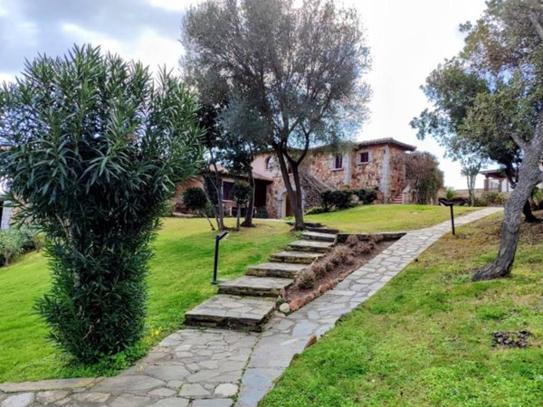 casa indipendente in vendita a San Teodoro(SS) in zona Lu Impostu