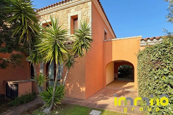 casa indipendente in vendita a San Teodoro(SS) in zona Lu Impostu