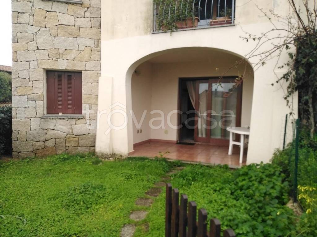 appartamento in vendita a San Teodoro(SS) in zona Monte Petrosu