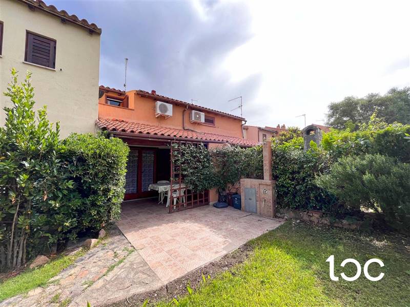 casa indipendente in vendita a San Teodoro(SS) in zona La Cinta