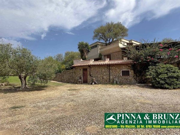 casa indipendente in vendita a San Teodoro(SS) in zona La Cinta