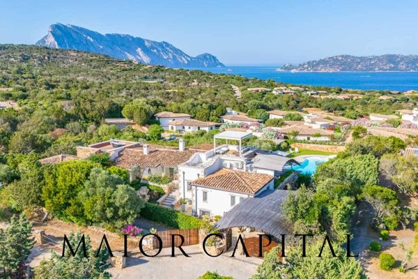casa indipendente in vendita a San Teodoro(SS) in zona Monte Petrosu