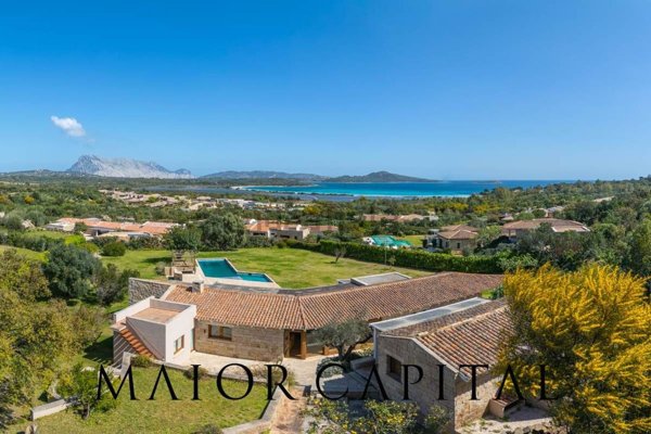 casa indipendente in vendita a San Teodoro(SS) in zona Lu Impostu