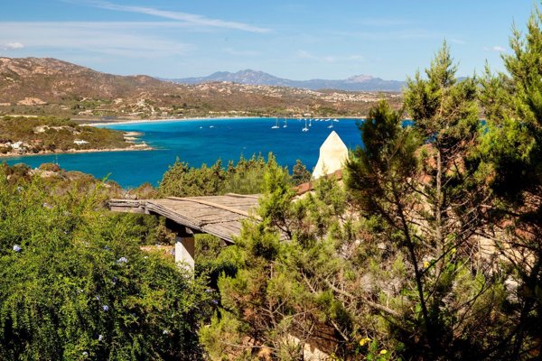 casa indipendente in vendita a San Teodoro(SS) in zona Monte Petrosu