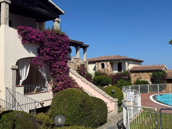 casa indipendente in vendita a San Teodoro(SS) in zona Monte Petrosu