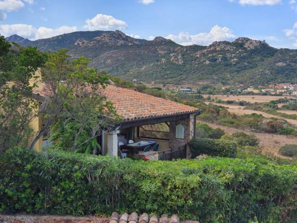 casa indipendente in vendita a San Teodoro(SS)