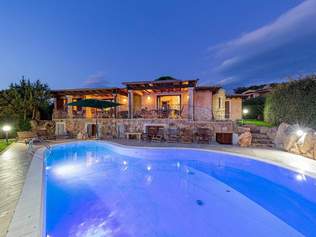 casa indipendente in vendita a San Teodoro(SS) in zona Capo Coda Cavallo