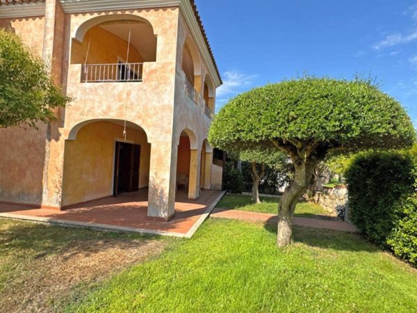 appartamento in vendita a San Teodoro(SS) in zona Monte Petrosu