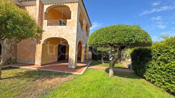 appartamento in vendita a San Teodoro(SS) in zona Monte Petrosu