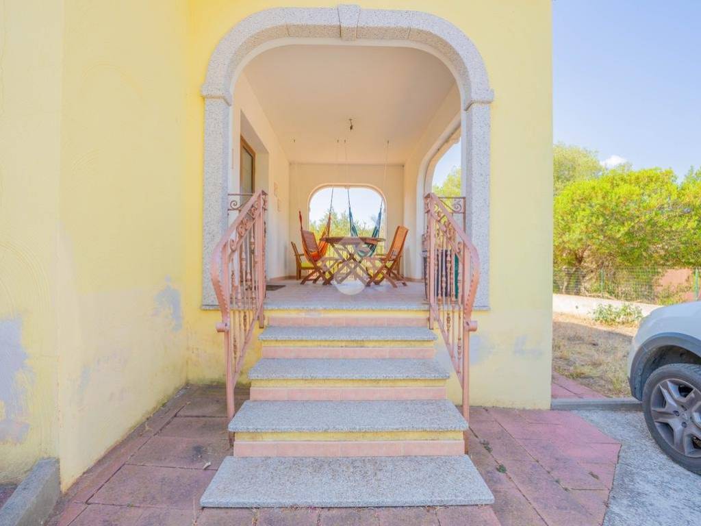 appartamento in vendita a San Teodoro(SS) in zona Lu Fraili