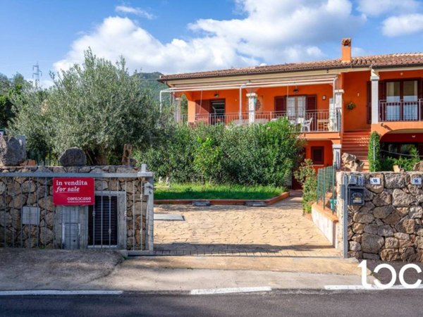 casa indipendente in vendita a San Teodoro(SS) in zona Buddittogliu Straulas