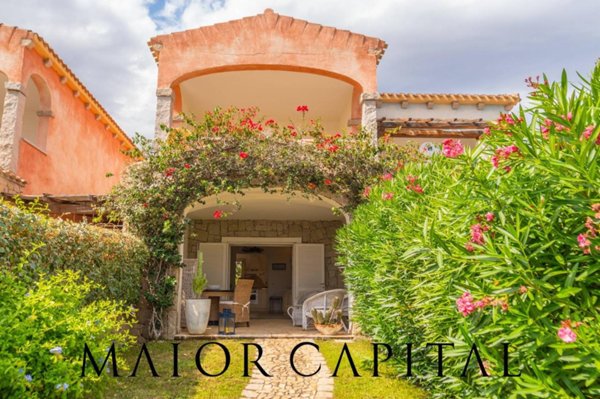 casa indipendente in vendita a San Teodoro(SS) in zona Lu Fraili