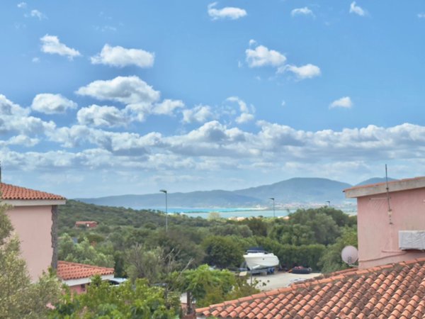 casa indipendente in vendita a San Teodoro(SS) in zona Lu Impostu