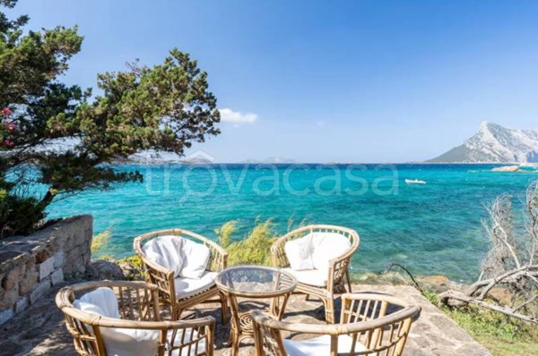 casa indipendente in vendita a San Teodoro(SS) in zona Monte Petrosu