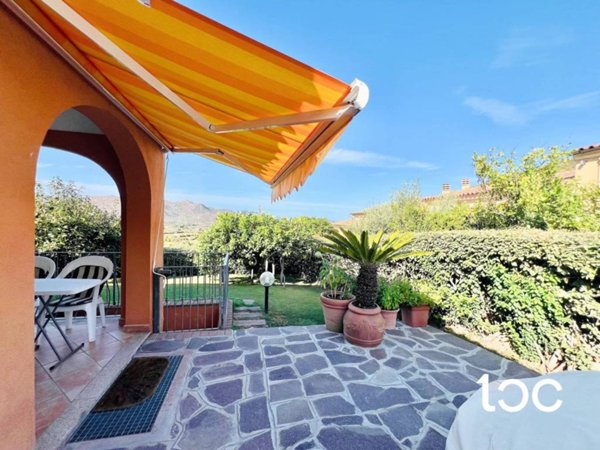 casa indipendente in vendita a San Teodoro(SS) in zona Lu Lioni