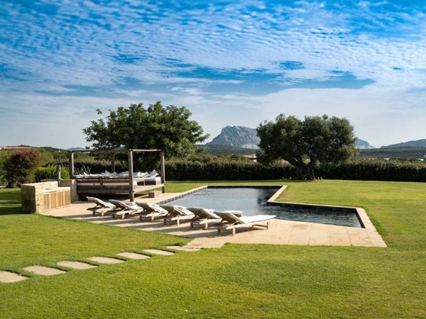casa indipendente in vendita a San Teodoro(SS) in zona Lu Impostu