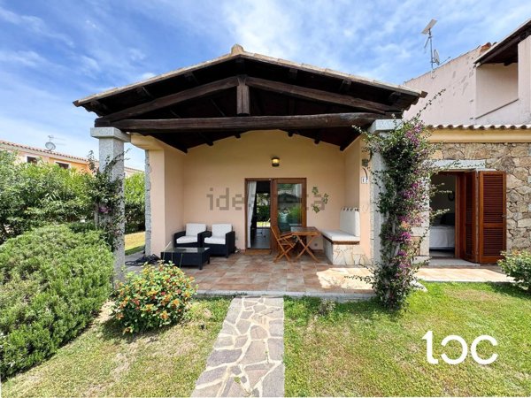 casa indipendente in vendita a San Teodoro(SS) in zona Monte Petrosu