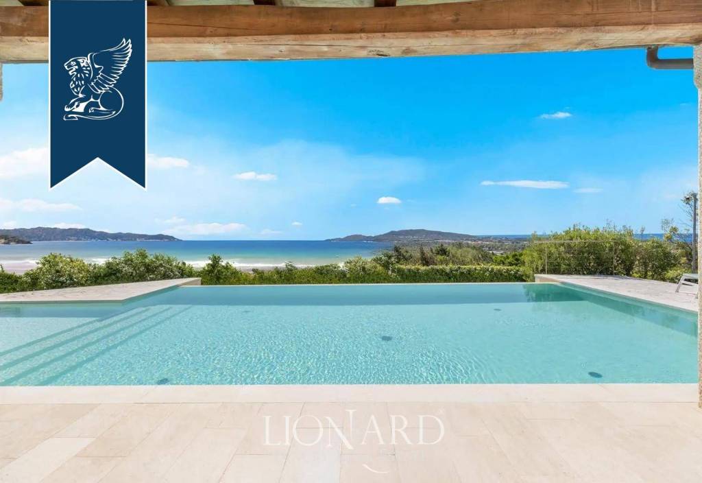 casa indipendente in vendita a San Teodoro(SS) in zona Monte Petrosu