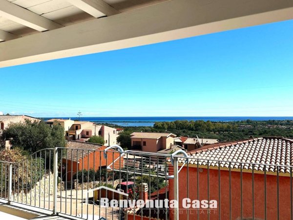 casa indipendente in vendita a San Teodoro(SS) in zona La Cinta