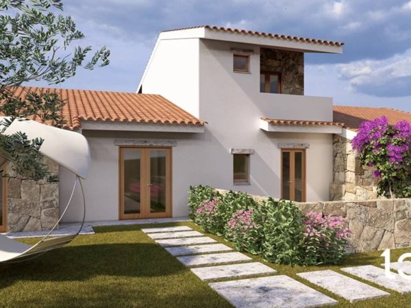 casa indipendente in vendita a San Teodoro(SS) in zona La Cinta