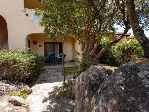 appartamento in vendita a San Teodoro(SS) in zona Monte Petrosu
