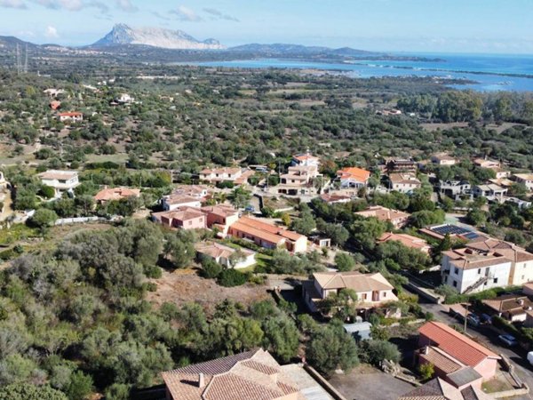 casa indipendente in vendita a San Teodoro(SS)