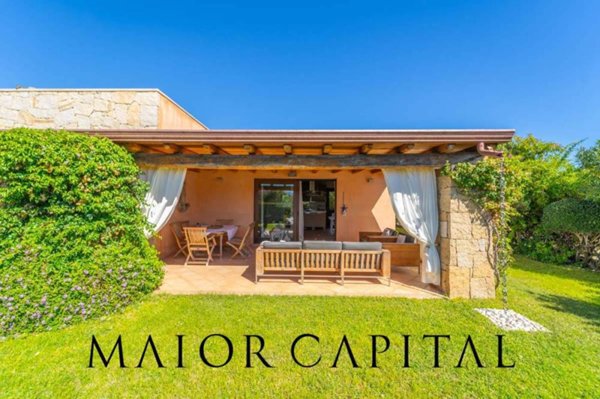 casa indipendente in vendita a San Teodoro(SS) in zona Monte Petrosu