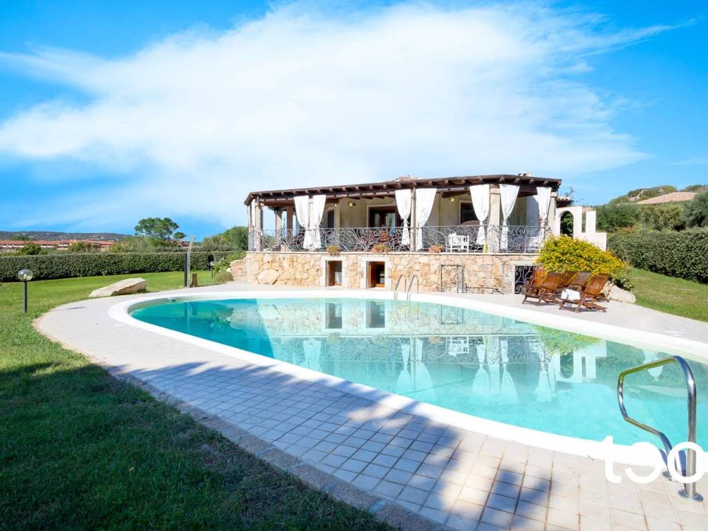 casa indipendente in vendita a San Teodoro(SS) in zona Capo Coda Cavallo
